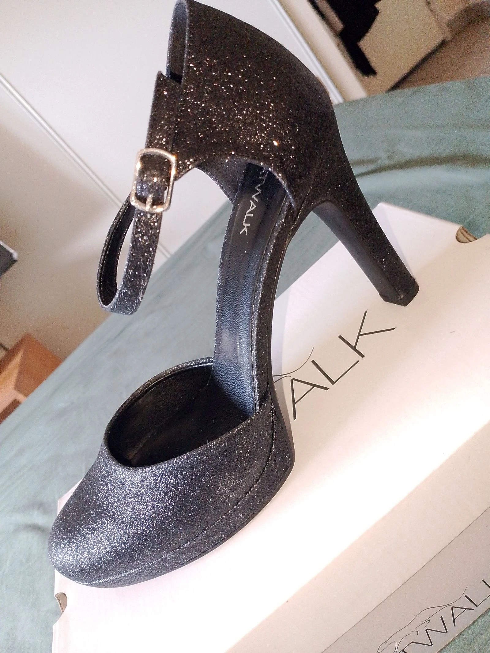🌟 Escarpins noirs pailletés à plateforme Catwalk (Taille 41) – Neufs – photo 3